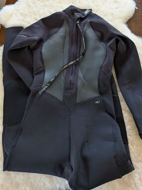 O'Neill Women’s Black Wetsuit Bahia - Full Zip - 3:2mm - Size 12